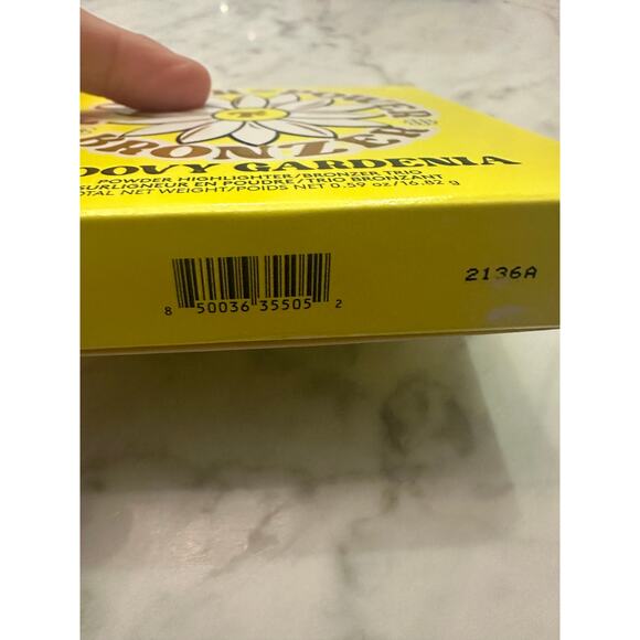 Trixie Cosmetics, Groovy Gardenia - Powder/Highlighter/Bronzer Trio - Picture 5 of 5